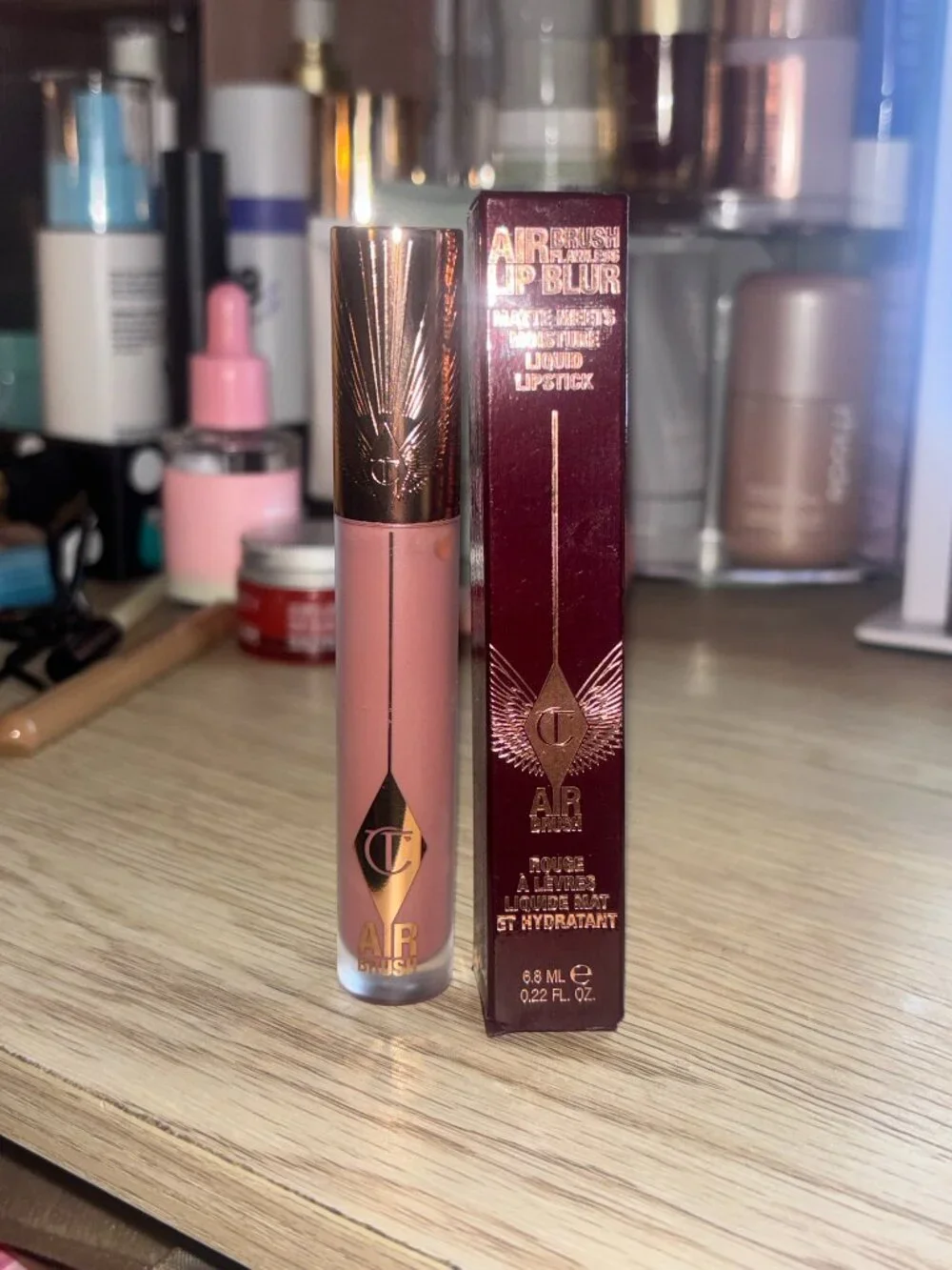 Charlotte Tilbury Liquid Lipstick in Pillow Talk Medium Blur